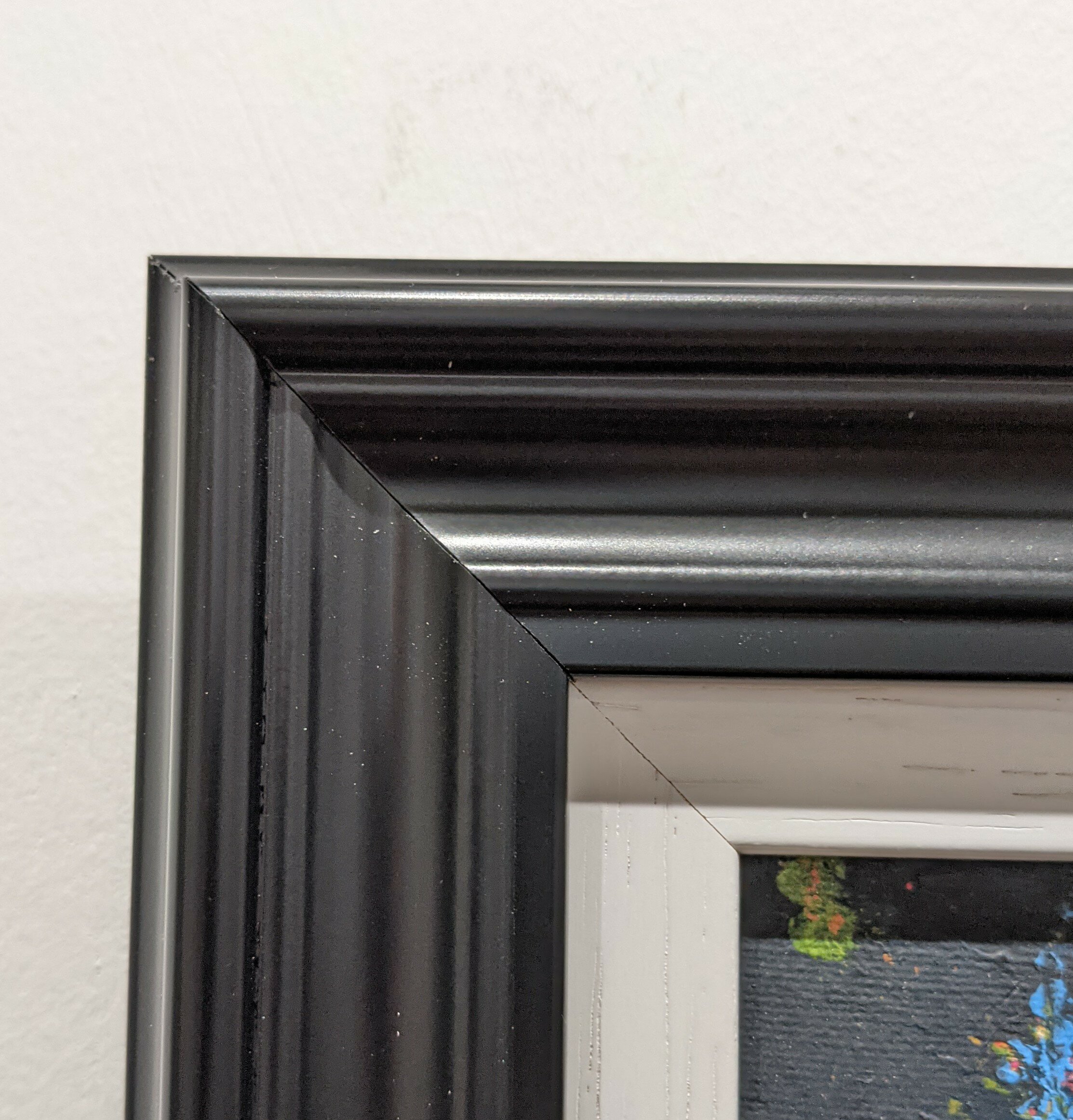 Ubiquity Frame Corner