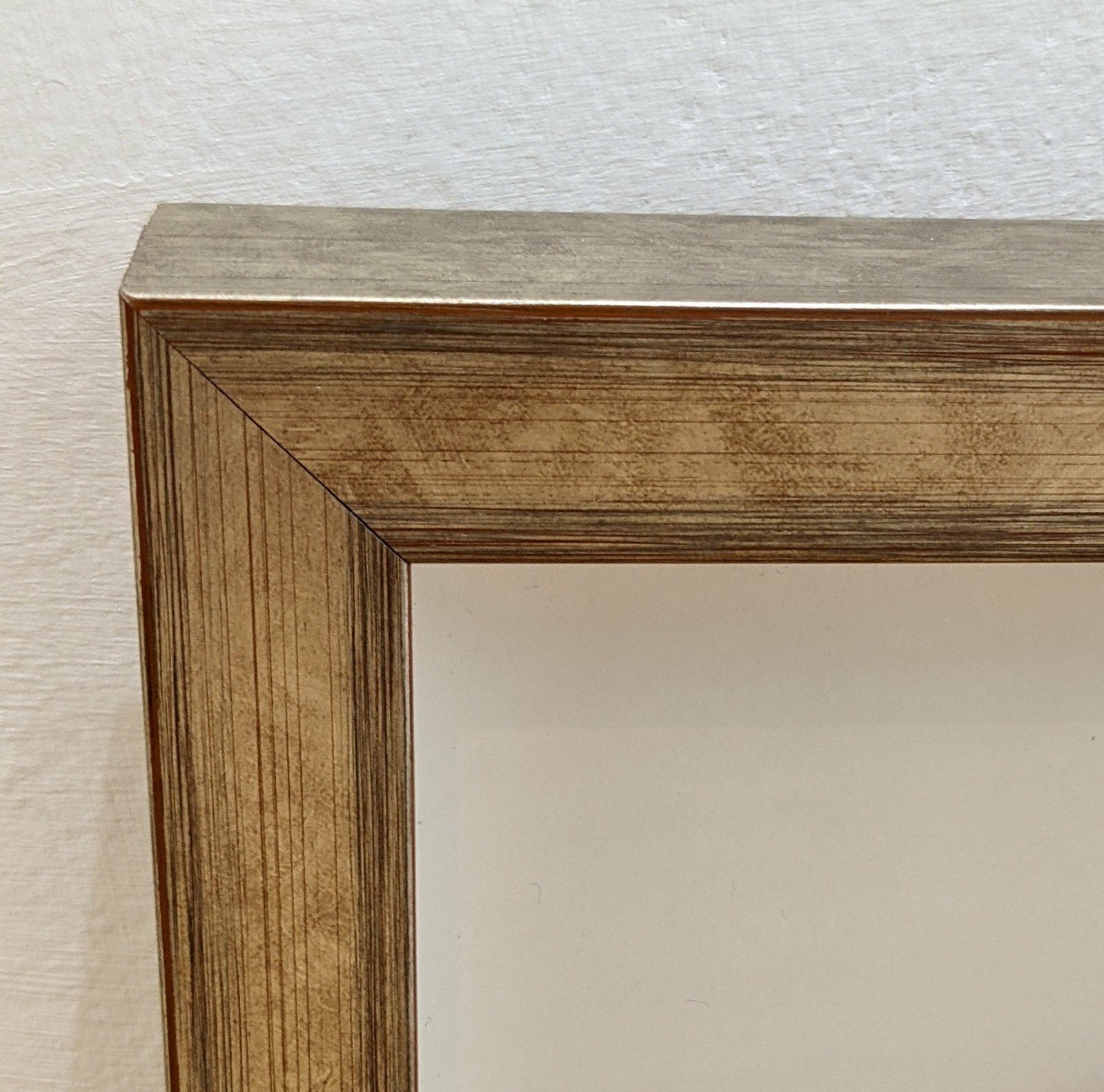 Gold Frame Corner